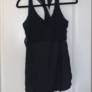 Black lululemon workout tank